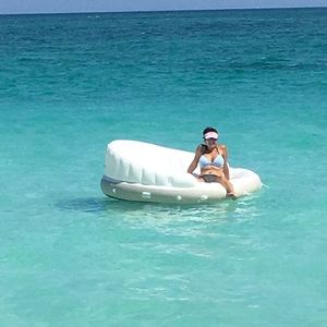 Meet your Posher, Aj